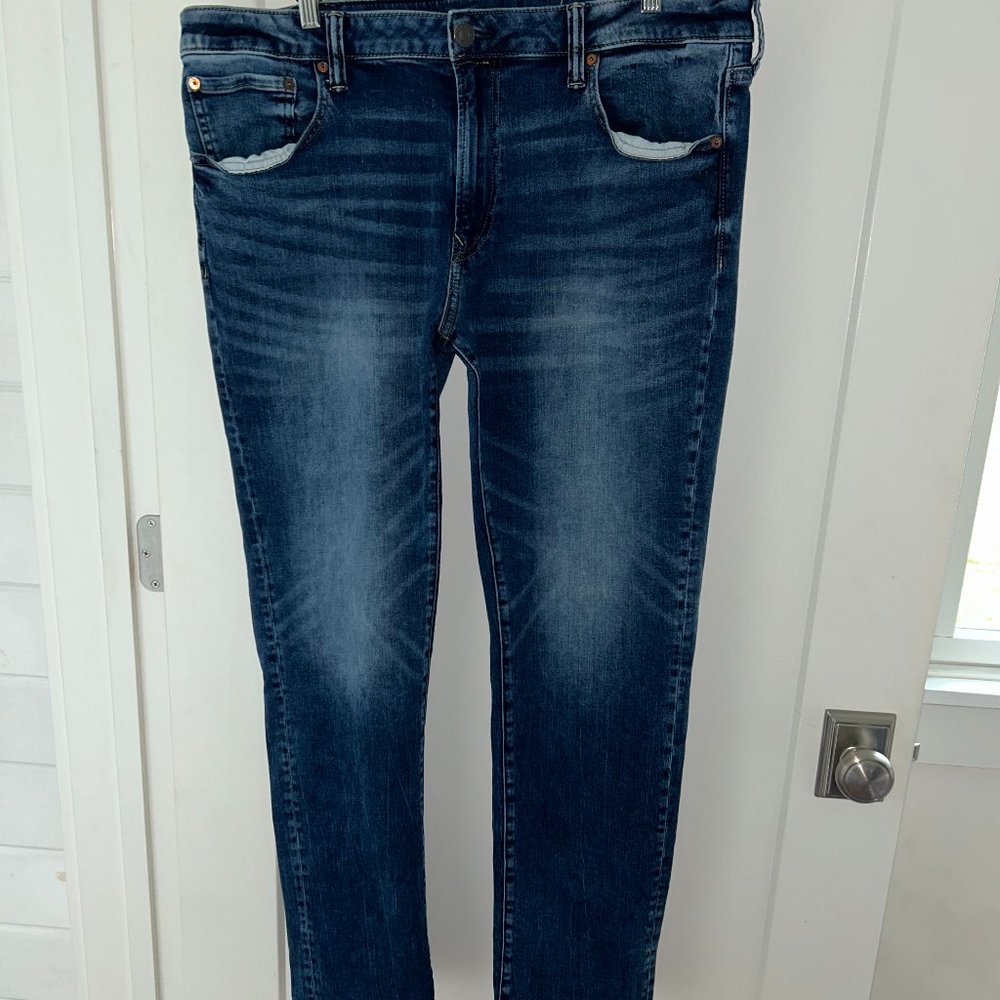 American Eagle Next level flex slim straight leg jeans sz 38x32 EUC LN